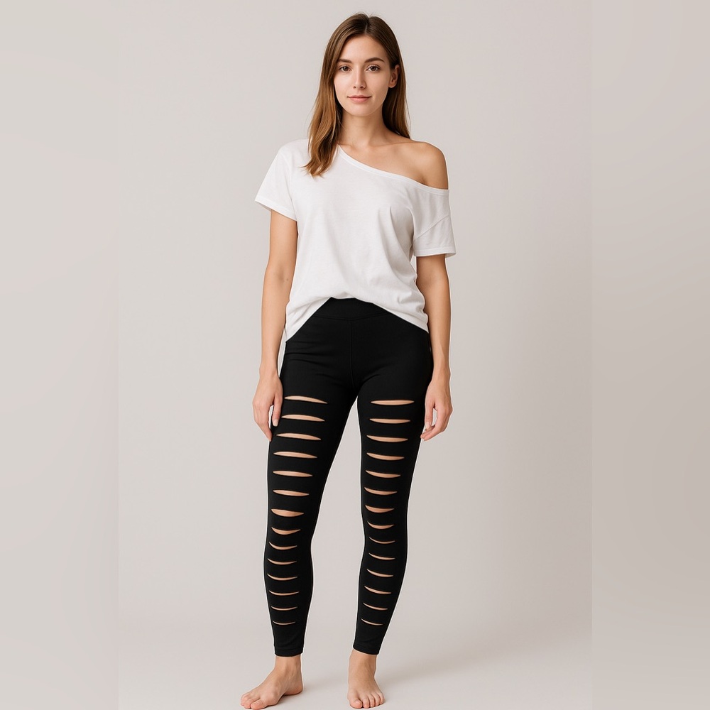 betsey johnson Black Ripped Leggings